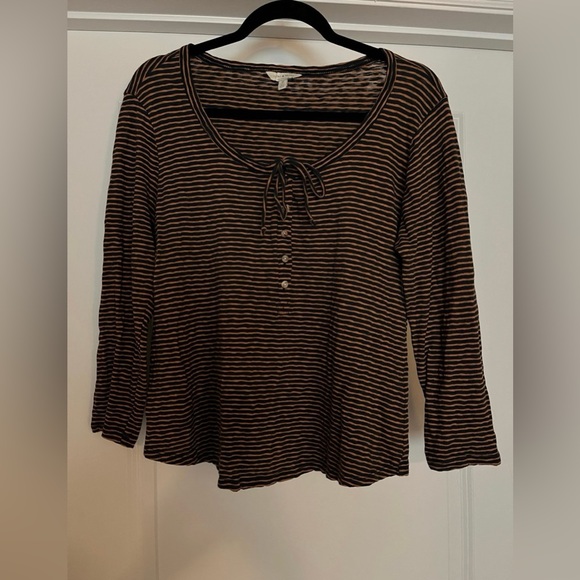 Lucky Brand 3/4 Sleeve Top - Picture 2 of 3